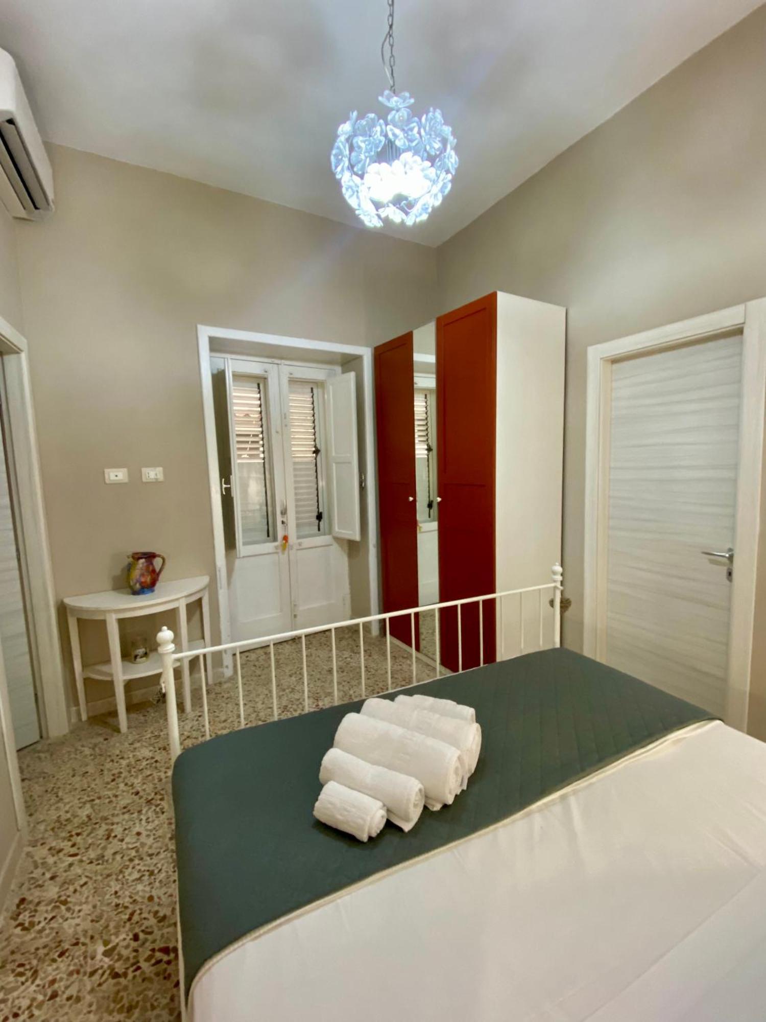 Appartamento Delizia House Ortigia,Centro Citta, Vicino Al Mare Syracuse Esterno foto